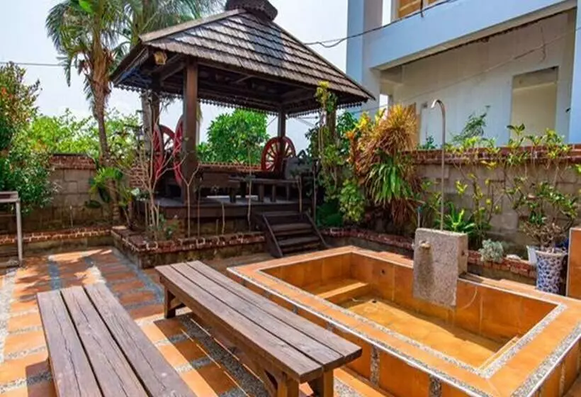 Land Of Joy Ubud Hall