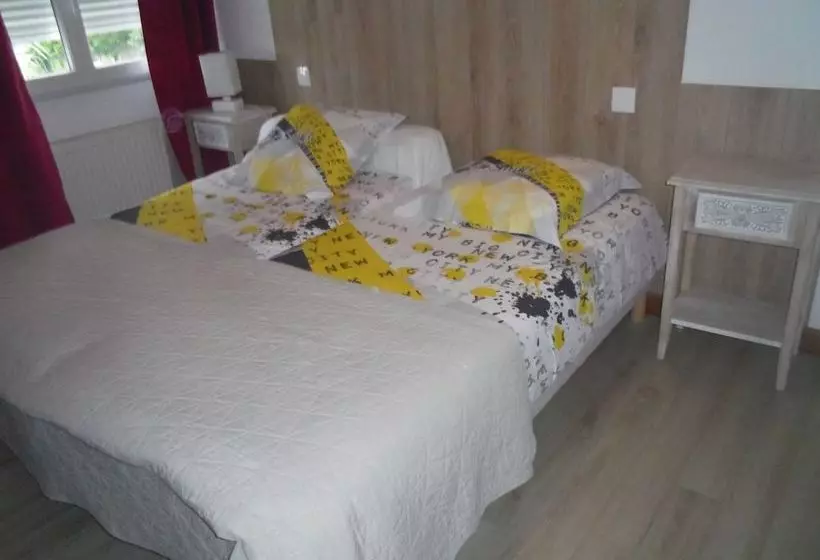 Pension  Chambres D Hôtes La Maison Des écureuils