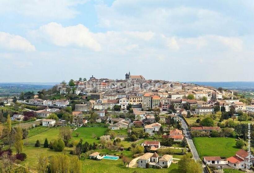 פנסיון Gîtes La Bakénia