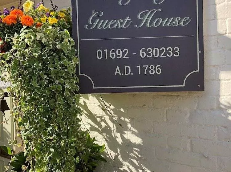 پانسیون Regency Guest House