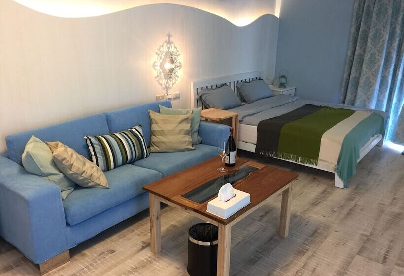 تختخواب و صبحانه Summerwings