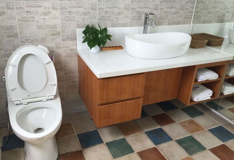 تختخواب و صبحانه Summerwings