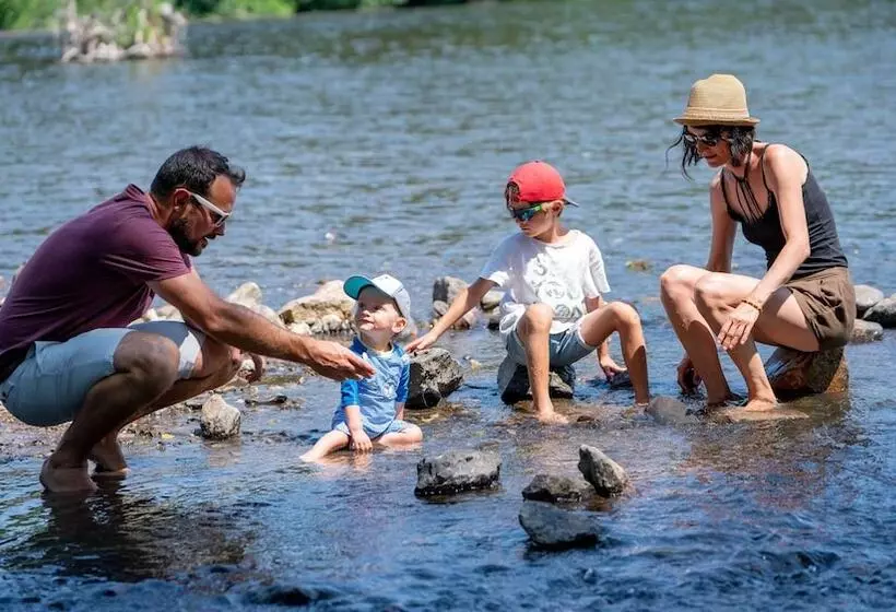 Hotelli Camping De La Bageasse