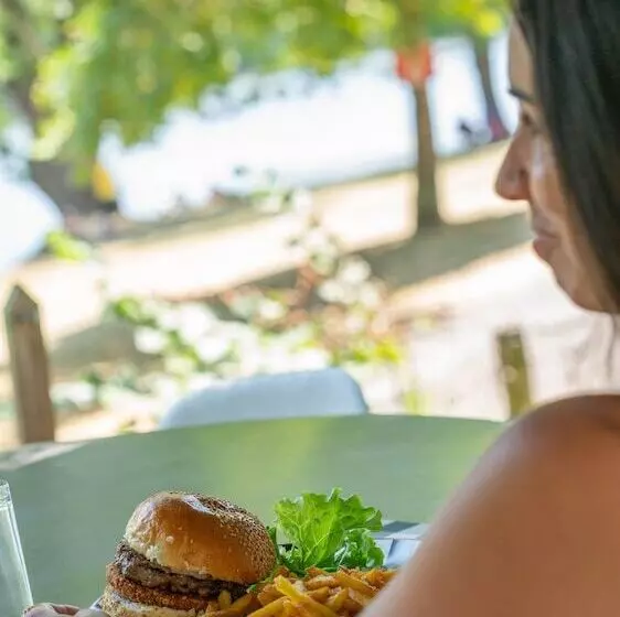 Hotelli Camping De La Bageasse