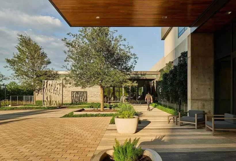 هتل Houston Cityplace Marriott At Springwoods Village