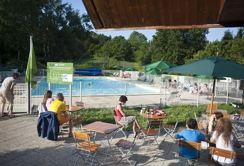 Hotelli Huttopia Divonne