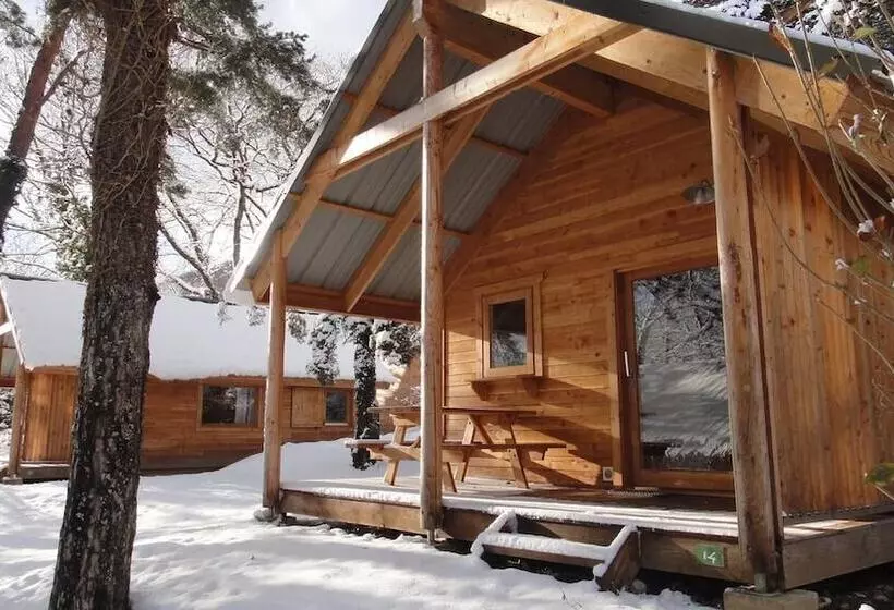 Hotelli Huttopia Divonne