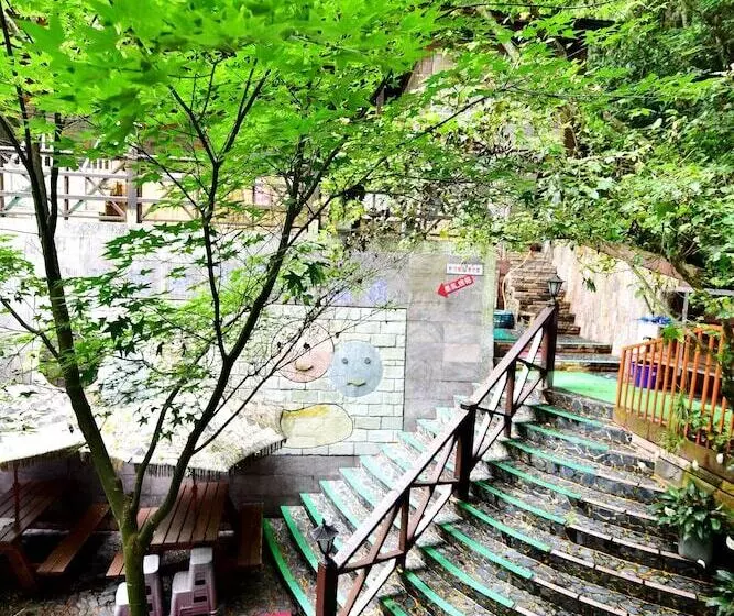 هتل Jenq Yang Hotspring