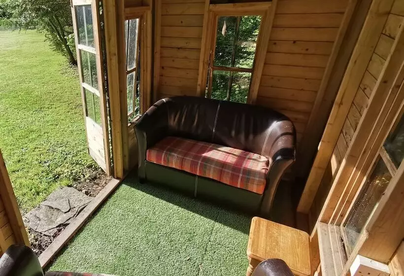 هتل Ty Mawr Country