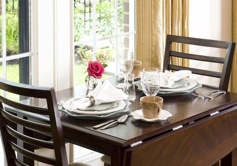 La Maison In Midtown An Urban B&b