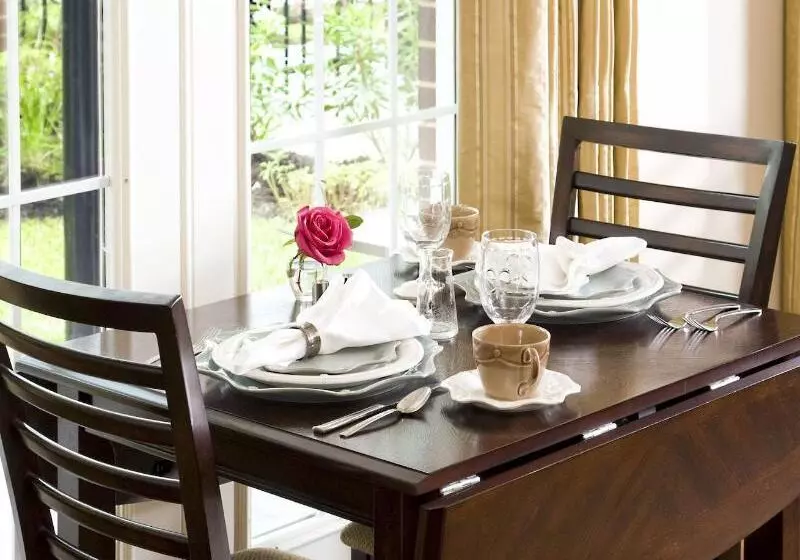 La Maison In Midtown An Urban B&b