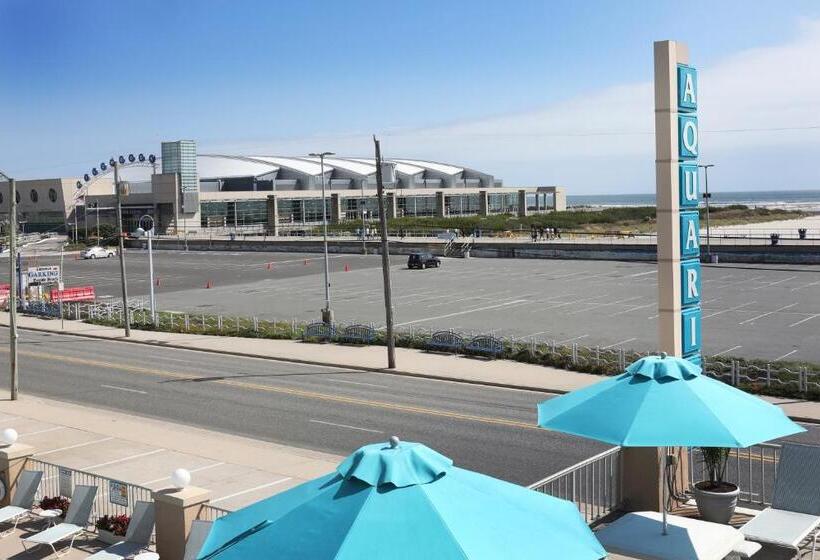 فندق على الطريق Aquarius Oceanfront Inn