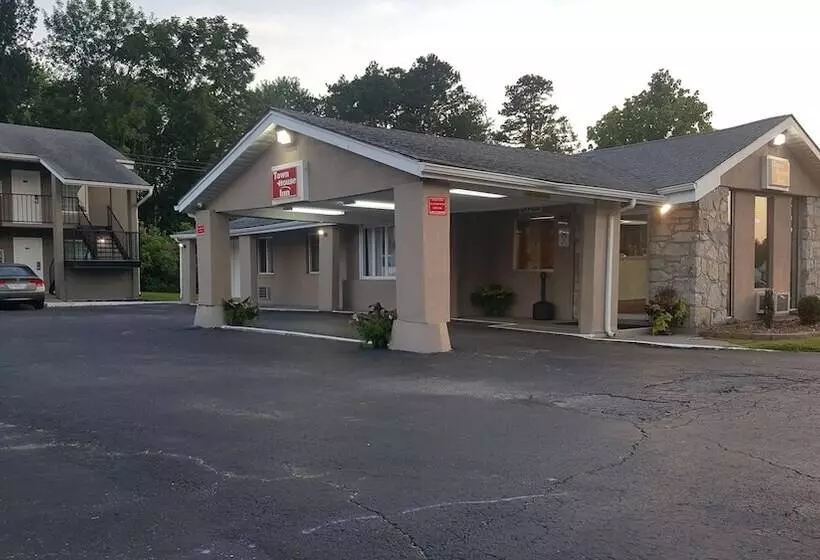 Motelli Town House Inn