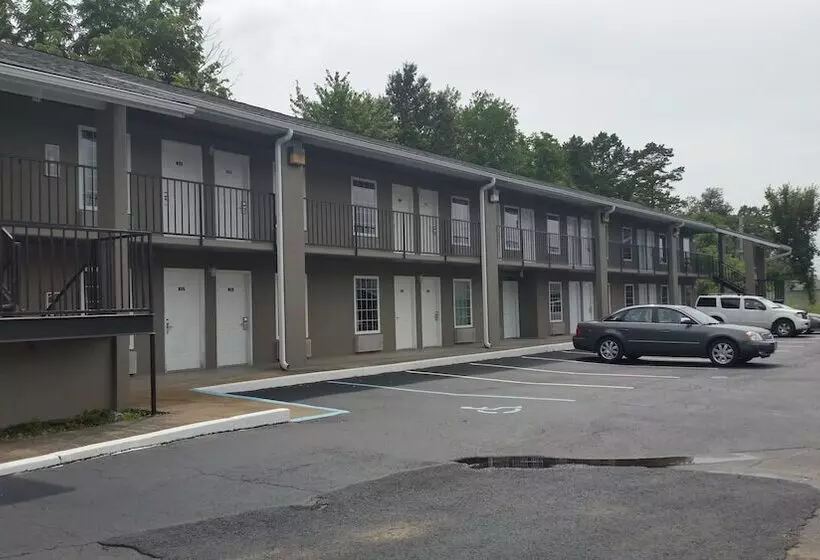 Motelli Town House Inn