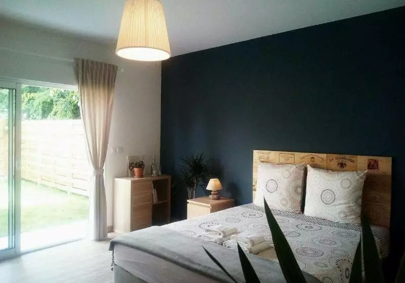 ペンション Hôtes De Libourne