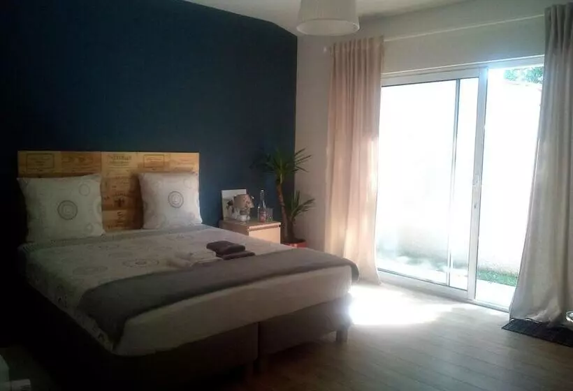 ペンション Hôtes De Libourne