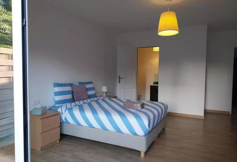 ペンション Hôtes De Libourne