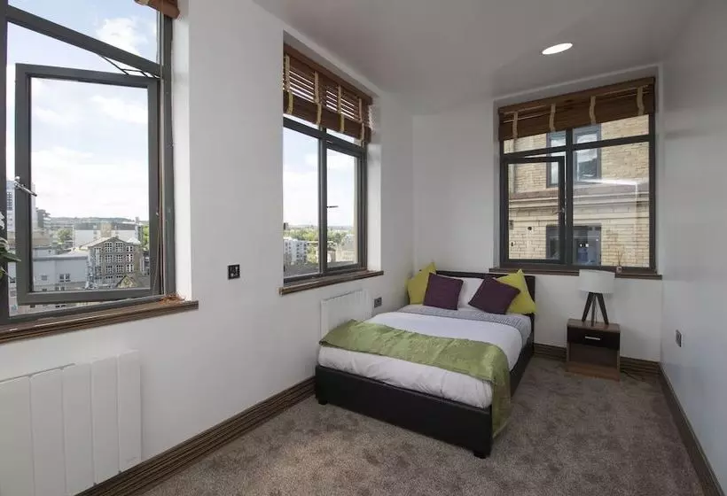 Stayocity Suites