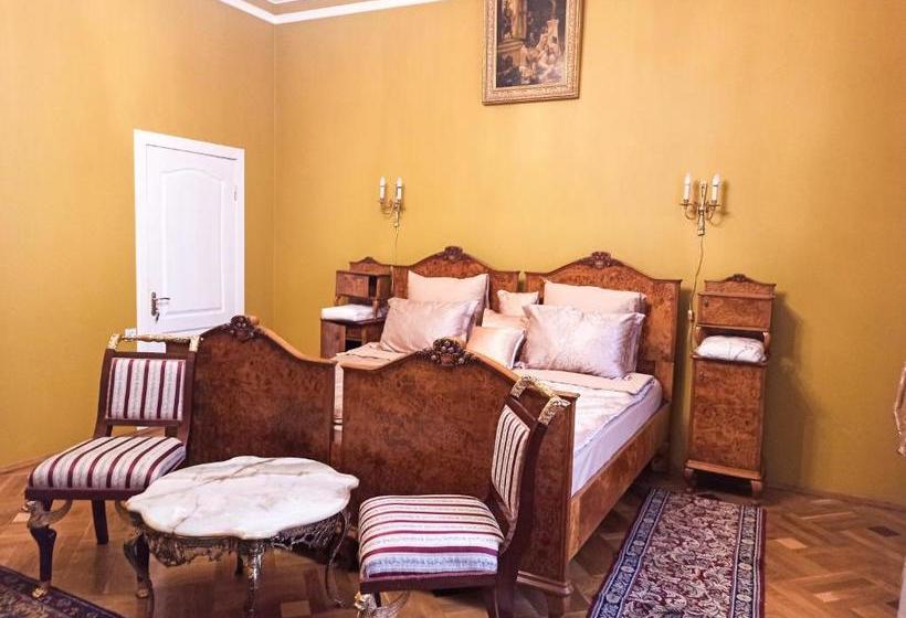 Общежитие вілла графа