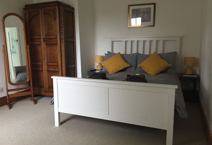 ベッドアンドブレックファースト Jack S Mill