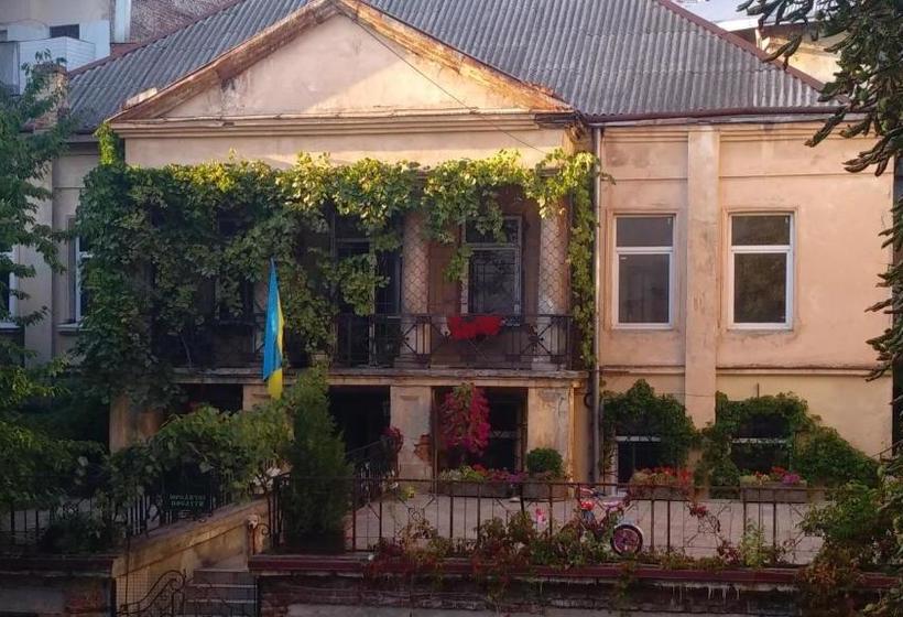 فندق صغير вілла графа