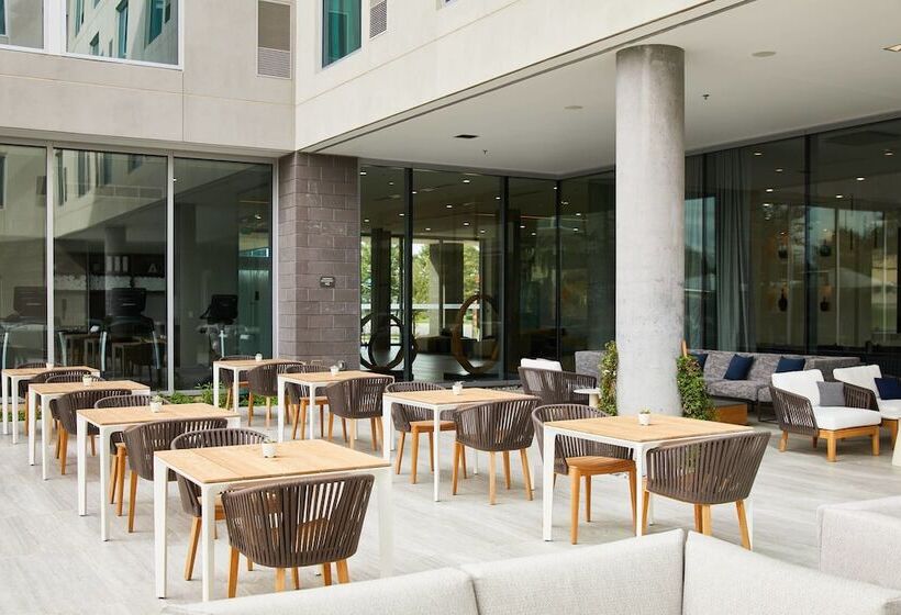 Ac Hotel Phoenix Biltmore