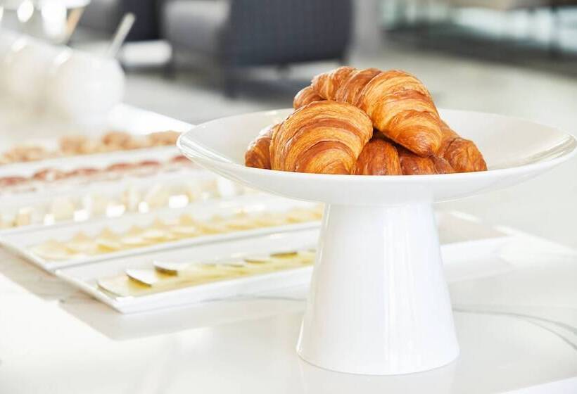 Ac Hotel Phoenix Biltmore