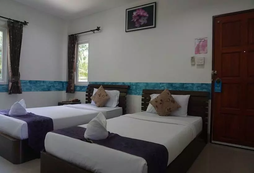 هتل Ban Pak Chaytung Trang