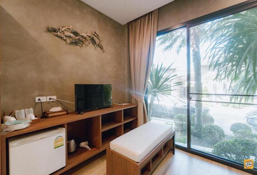 בית מלון כפרי Blue River Resort