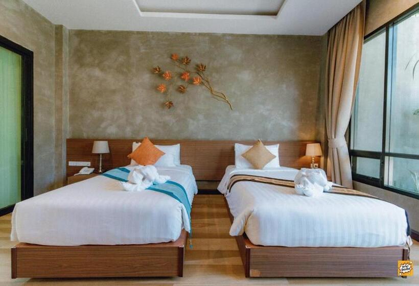 בית מלון כפרי Blue River Resort