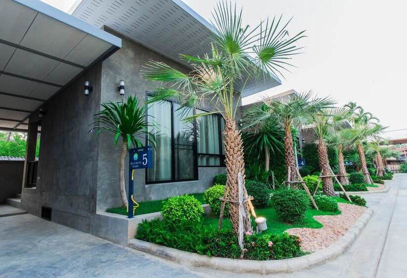 בית מלון כפרי Blue River Resort