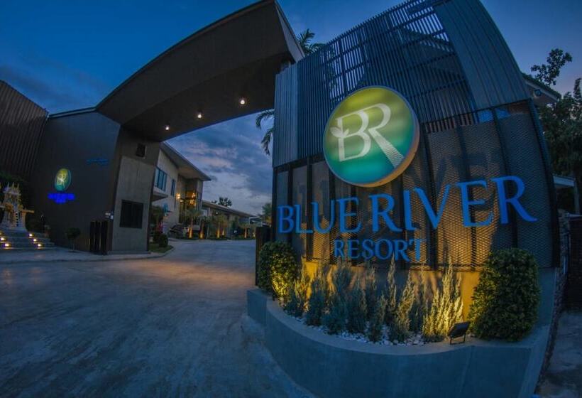 בית מלון כפרי Blue River Resort