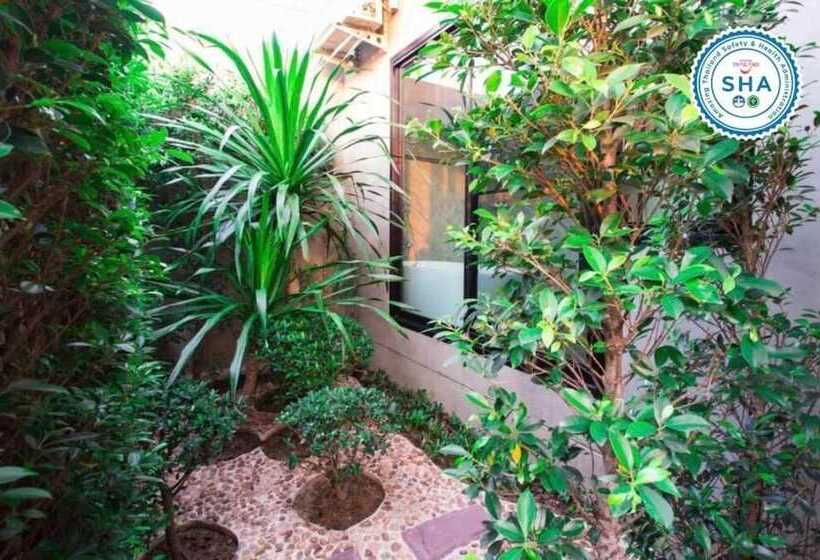 בית מלון כפרי Blue River Resort