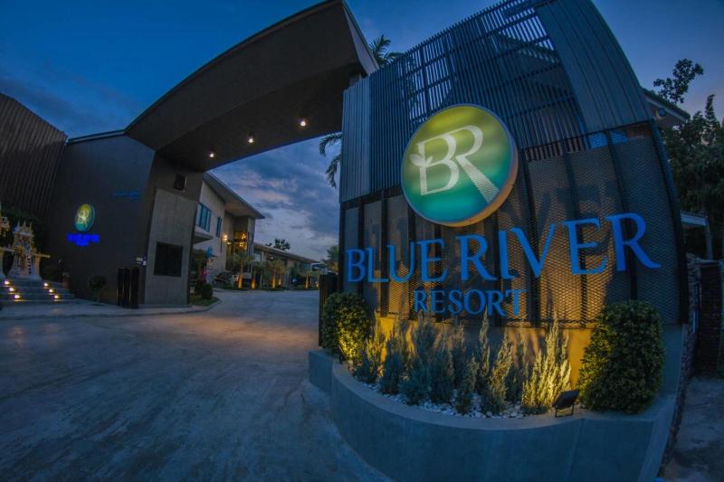 בית מלון כפרי Blue River Resort