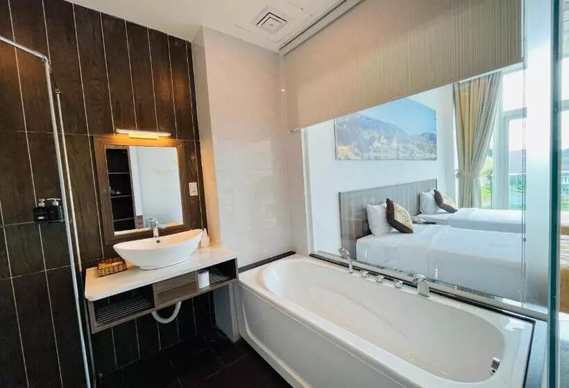 هتل Dalat Wonder  Resort