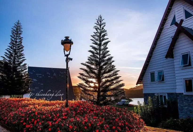 هتل Dalat Wonder  Resort