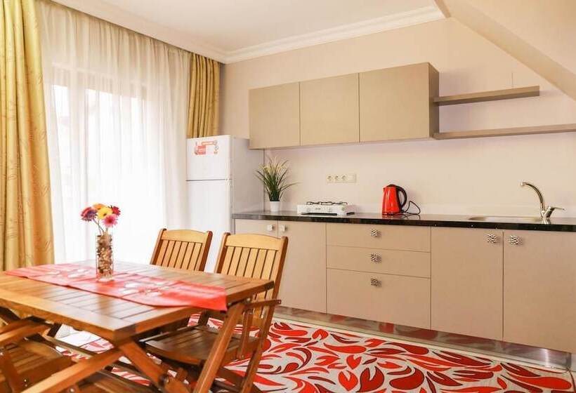 Hotel Dalyan Paradise