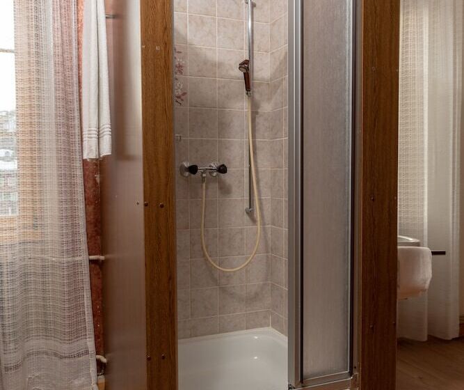 Отель Du Glacier Boutique & Traditions