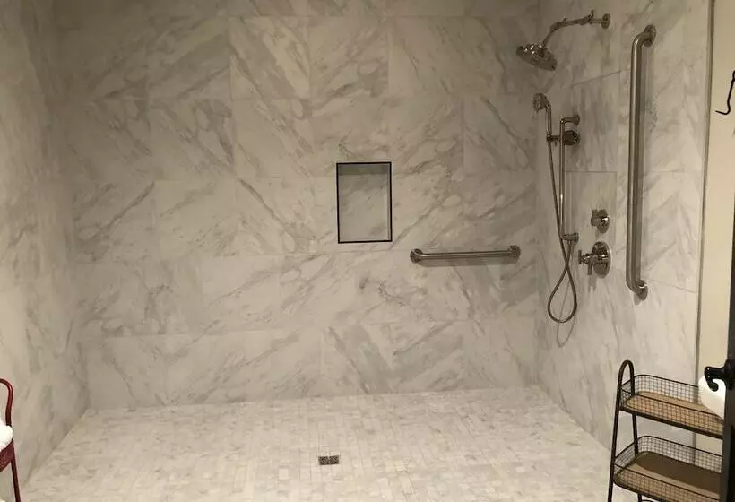 ホテル Gunrunner Boutique