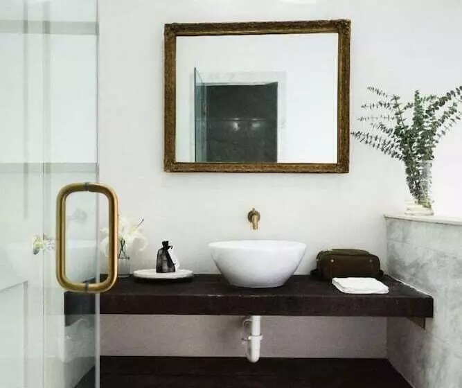 ホテル Gunrunner Boutique