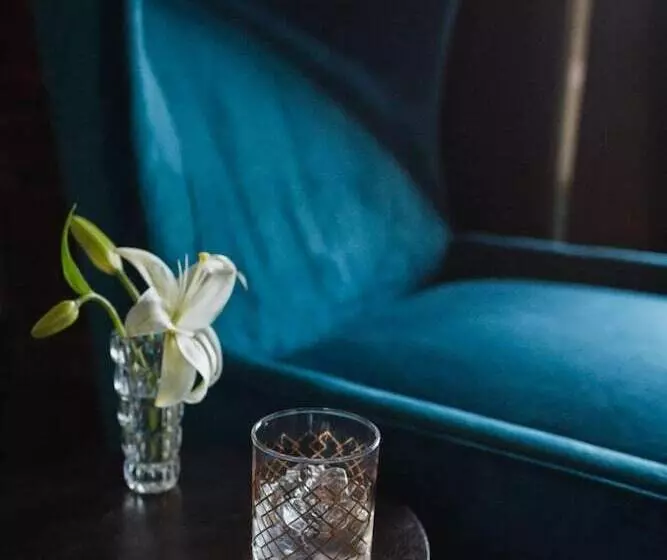 ホテル Gunrunner Boutique