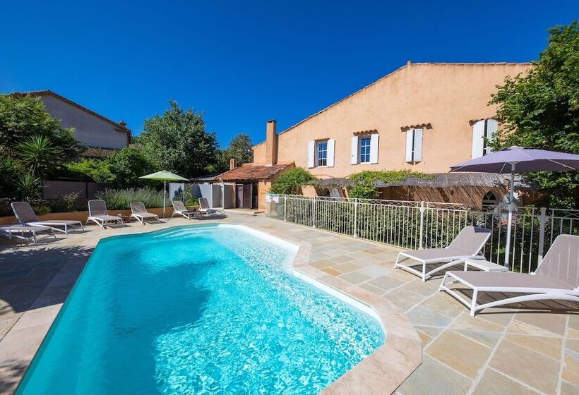 فندق Hôtel La Cauquière