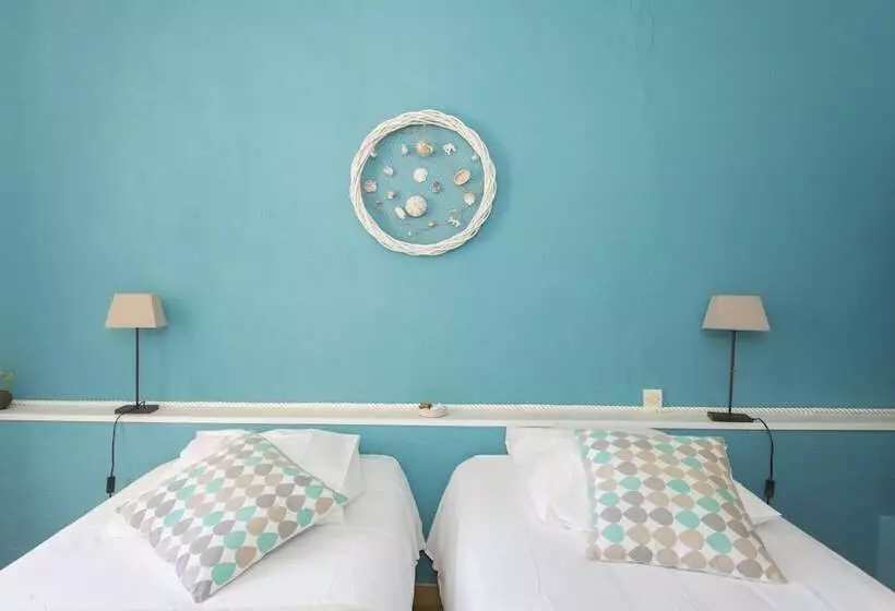 Hotelli Hôtel La Cauquière