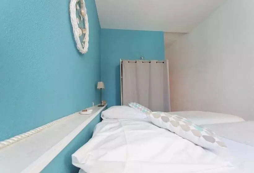 Hotelli Hôtel La Cauquière