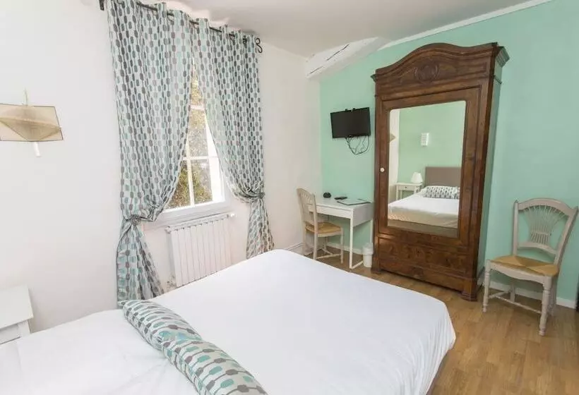 Hotelli Hôtel La Cauquière