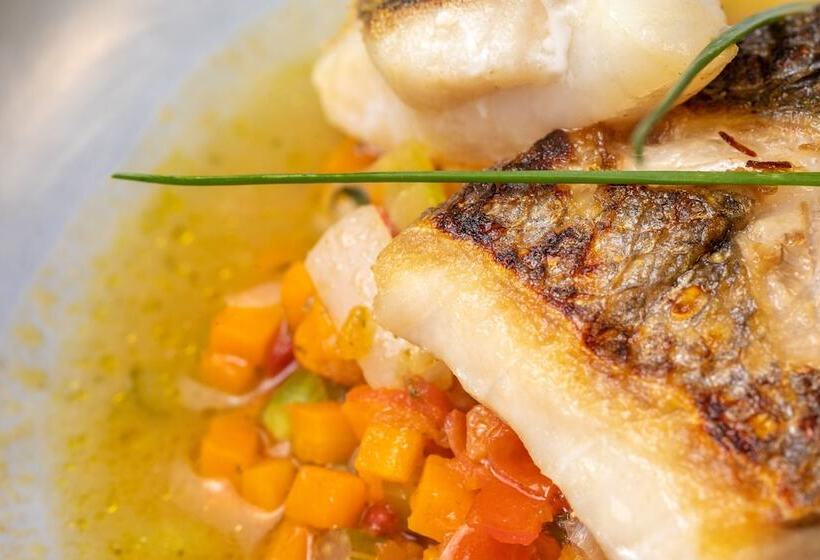 فندق Hôtel La Cauquière