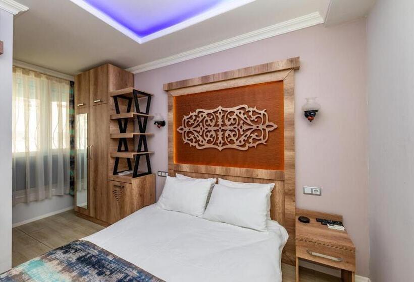 هتل Linda Expo Palace