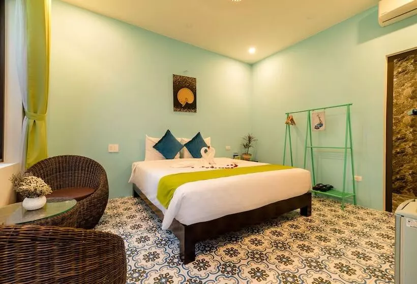 هتل Sunny Riverside Homestay