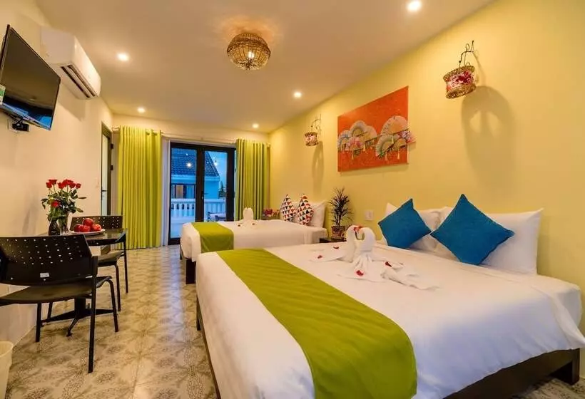 هتل Sunny Riverside Homestay