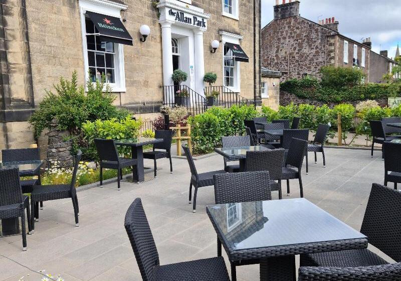 هتل The Allan Park